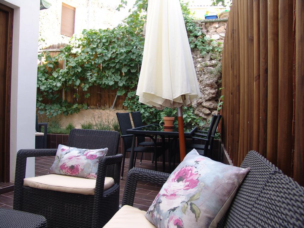 Apartamento 1177 *